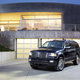 Illustration for article titled The 2015 Lincoln Navigator Is A Boring Brick With The Face Of Jaws